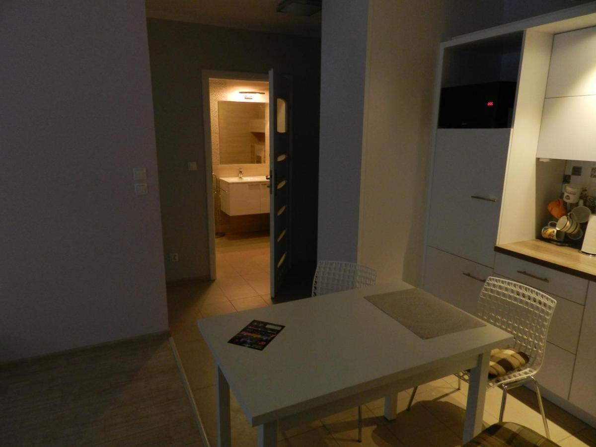 Apartament Caloroczny Blizej Morza Kołobrzeg Exterior foto